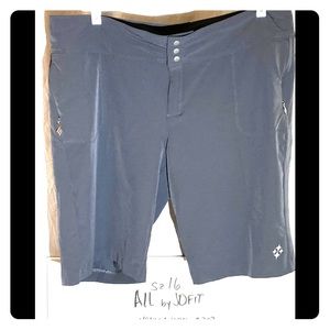 Dark grey Jofit shorts